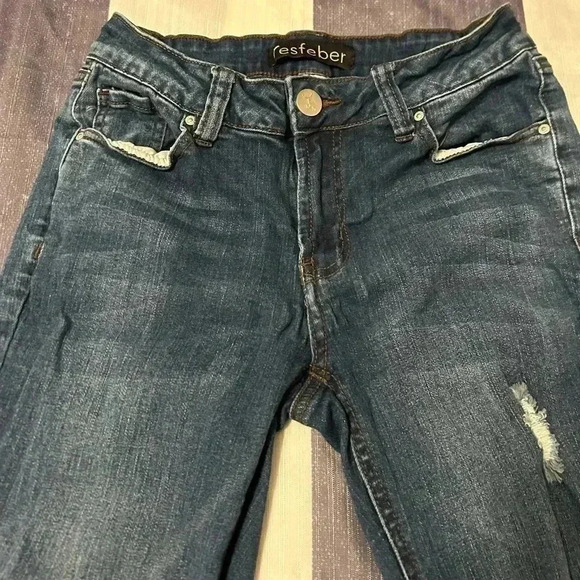 Resfeber Woman’s Boyfriend Distressed Ragged Hem/Cuff Skinny Jeans Size 0 in EUC - Picture 4 of 11